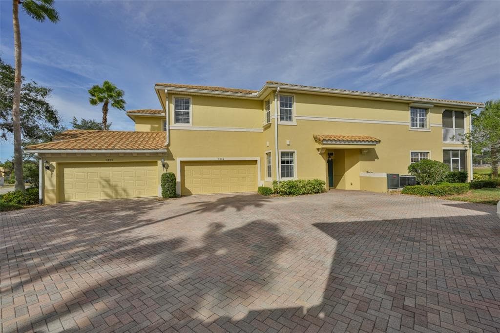 1324 EMERALD DUNES DRIVE photo 5