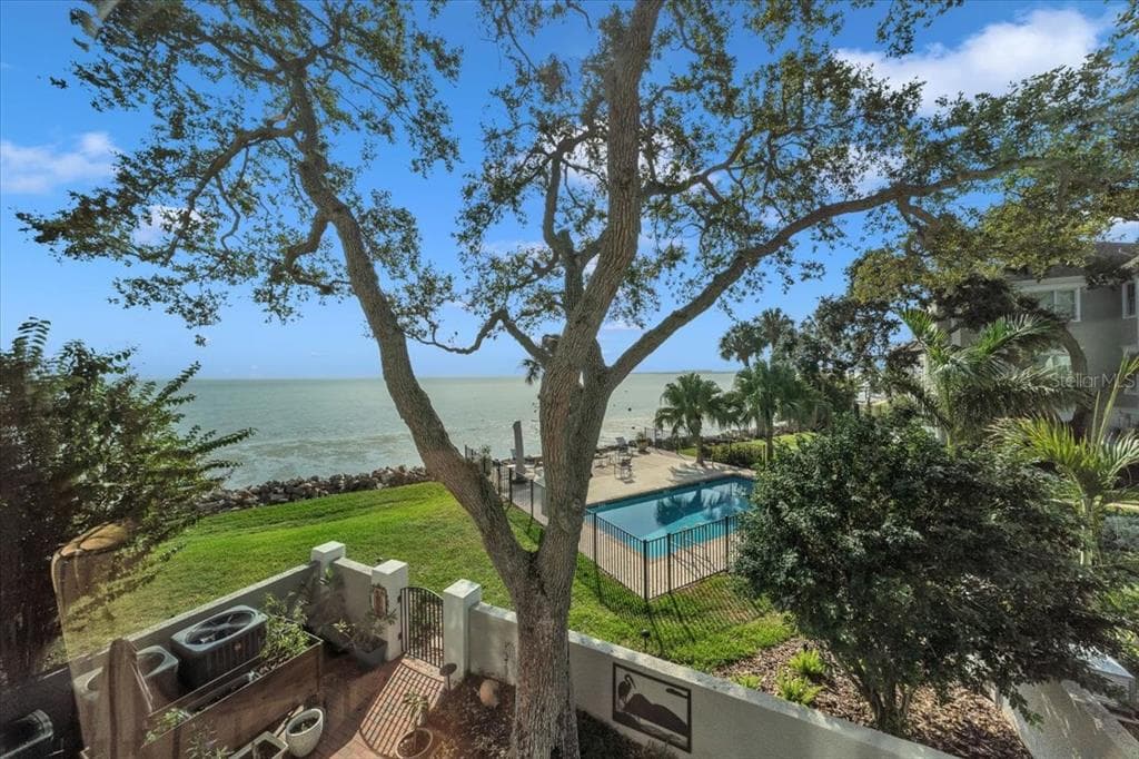 6212 BAYSHORE BOULEVARD K photo 1