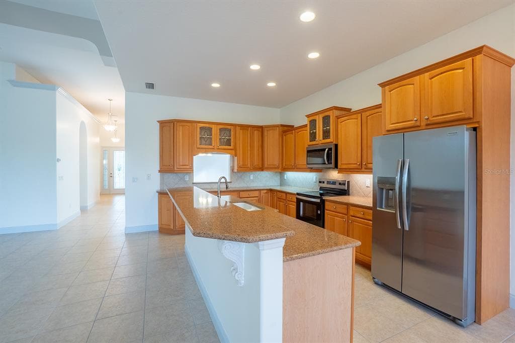 79 SOUTHLAKE DRIVE photo 15