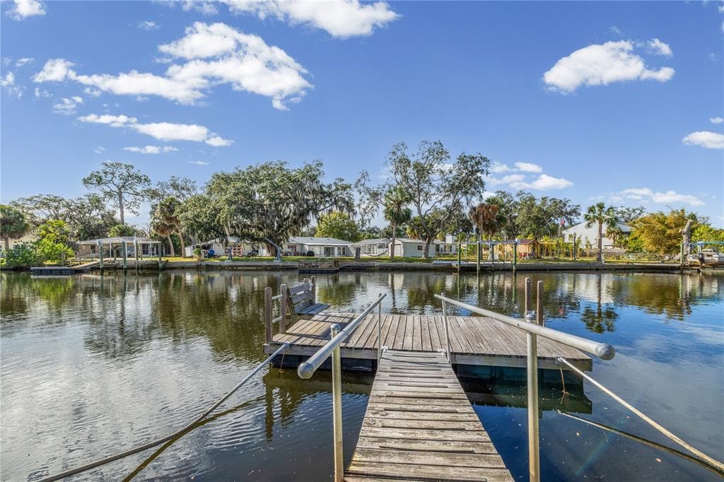 5642 RIVERVIEW DRIVE photo 25