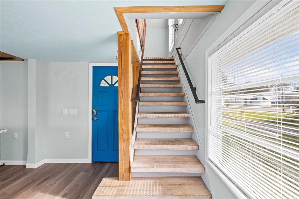 5642 RIVERVIEW DRIVE photo 21