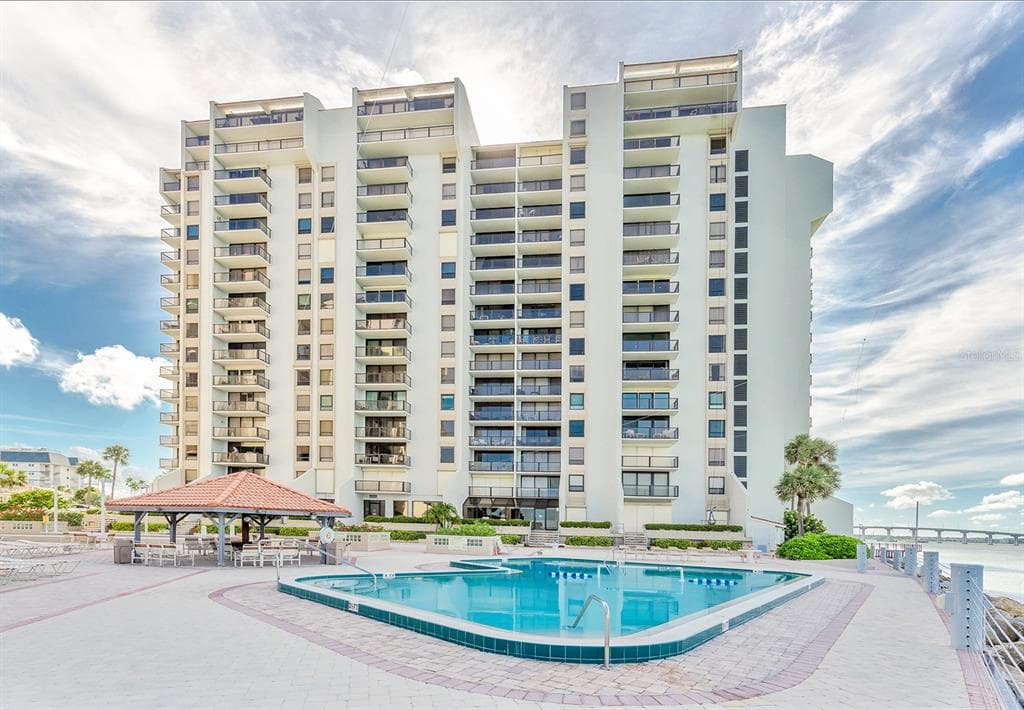 440 S GULFVIEW BOULEVARD 1705 photo 3