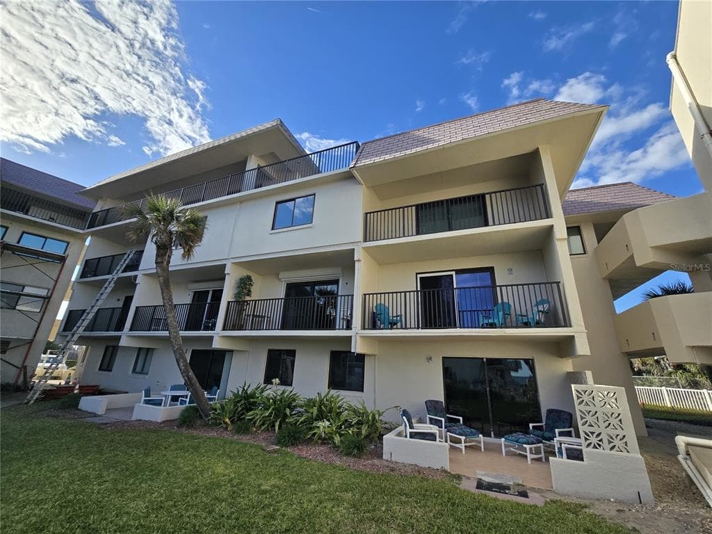 935 OCEAN SHORE BOULEVARD 3040 photo 2