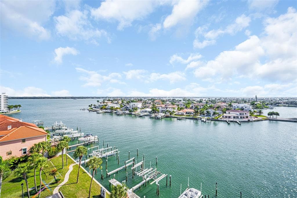 1651 SAND KEY ESTATES CT 74 photo 2