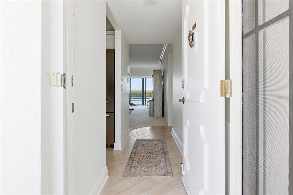 4420 EXETER DRIVE 303 photo 2