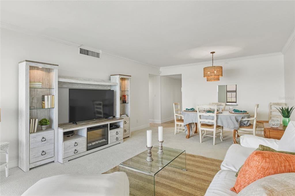 4420 EXETER DRIVE 303 photo 9