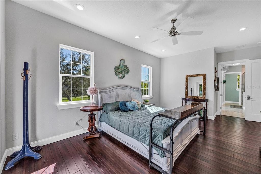 10050 CREEKSIDE DRIVE photo 24
