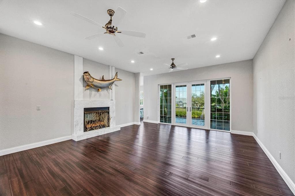 10050 CREEKSIDE DRIVE photo 18