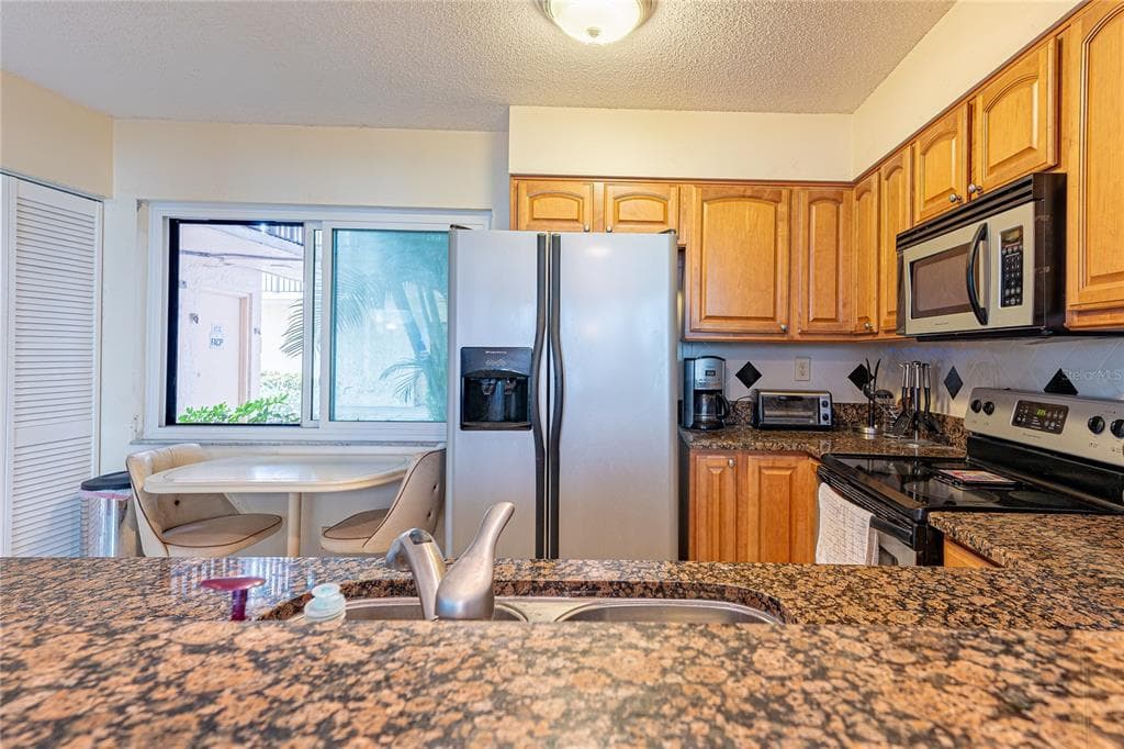 5541 PUERTA DEL SOL BOULEVARD S 116 photo 12