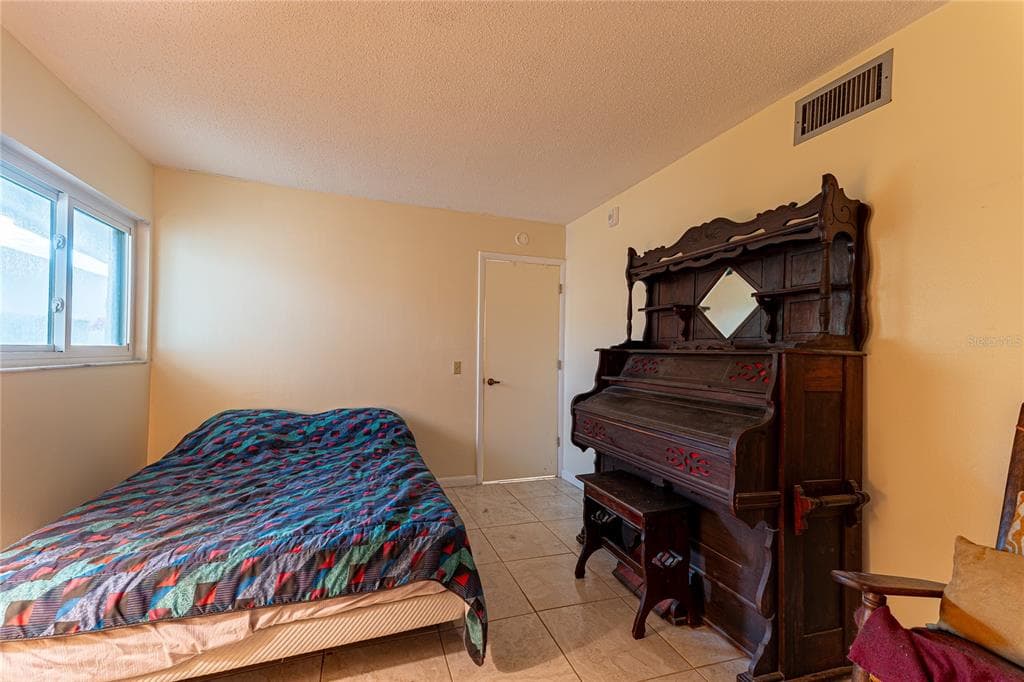 5541 PUERTA DEL SOL BOULEVARD S 116 photo 22
