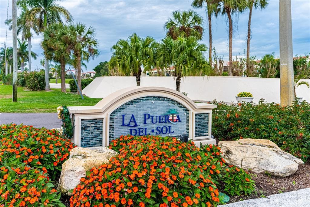 5541 PUERTA DEL SOL BOULEVARD S 116 photo 24