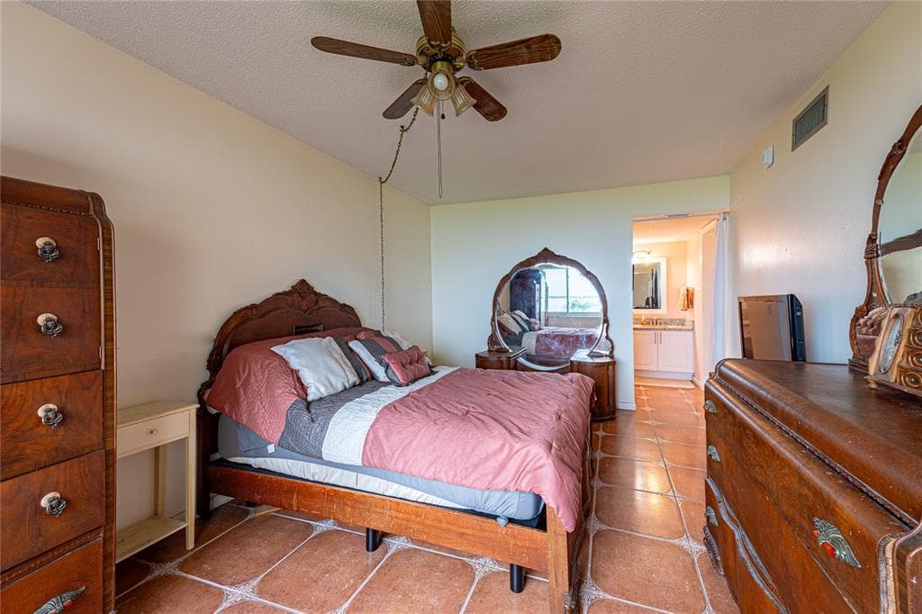 5541 PUERTA DEL SOL BOULEVARD S 116 photo 14