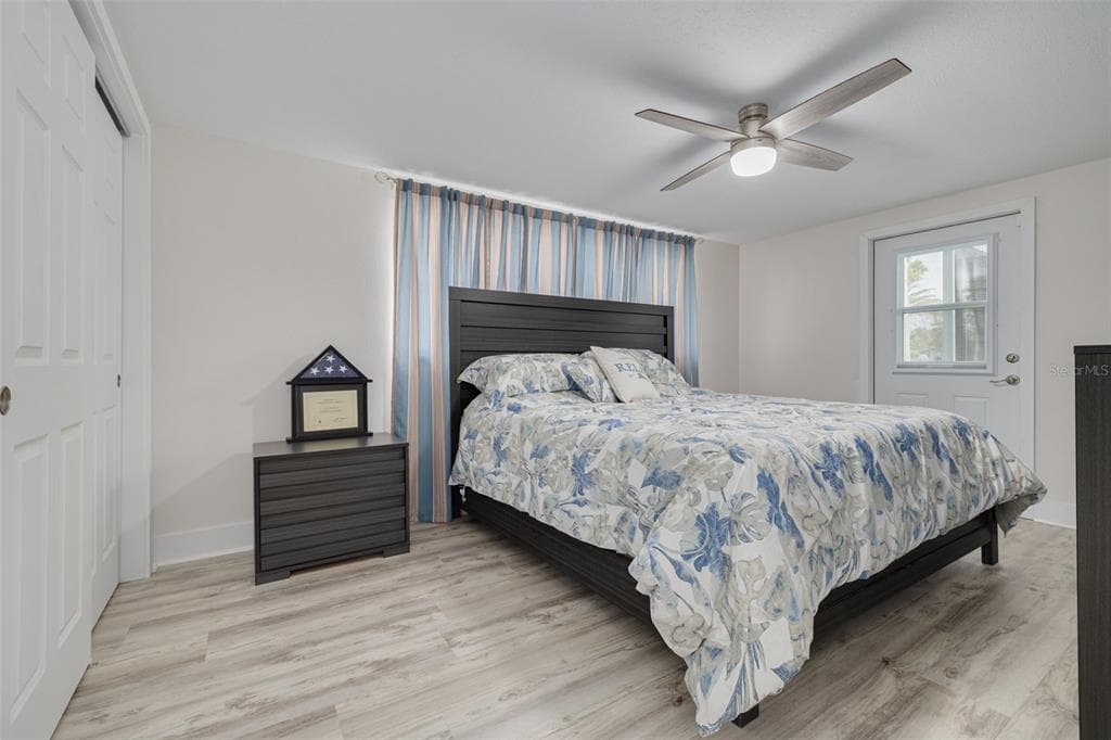 6606 BEACH BOULEVARD photo 23