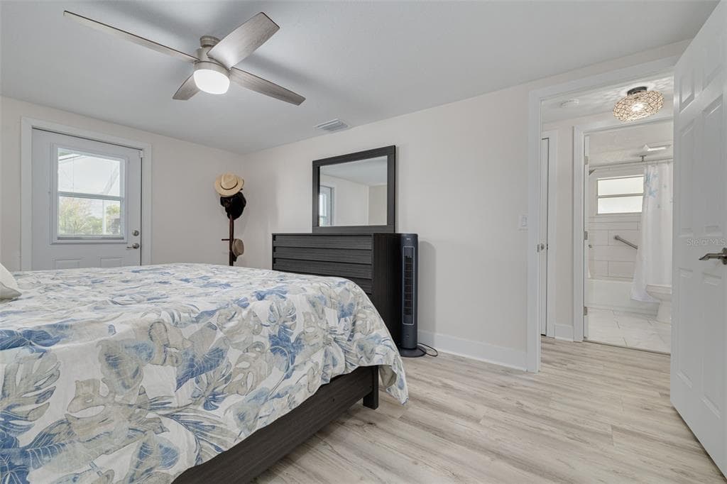 6606 BEACH BOULEVARD photo 24