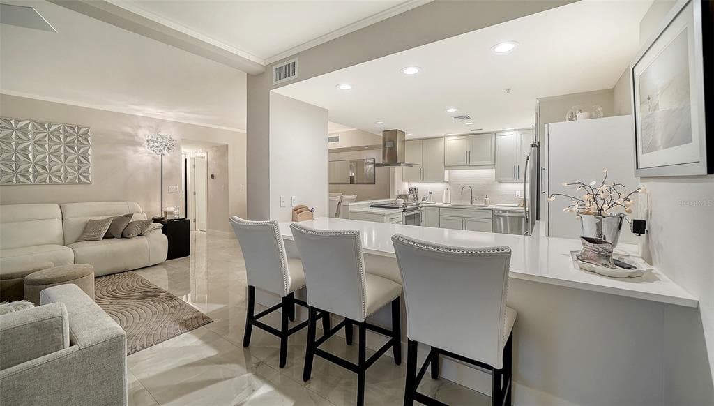 2301 GULF OF MEXICO DRIVE 12N and 11N photo 8