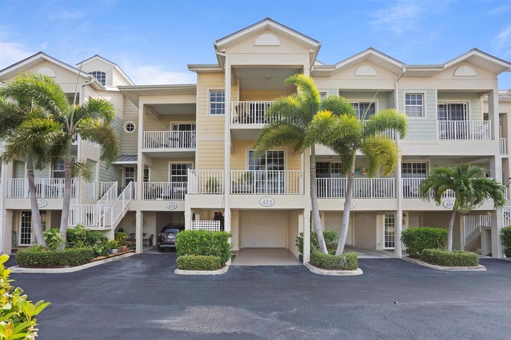 423 BAHIA BEACH BOULEVARD photo 2