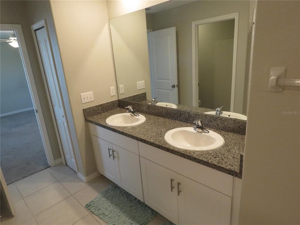 15518 MILLER CREEK DRIVE photo 8