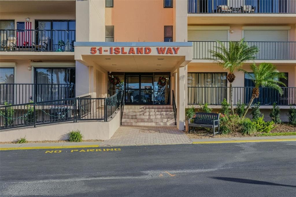 51 ISLAND WAY 311 photo 7