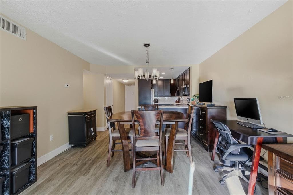 51 ISLAND WAY 311 photo 14