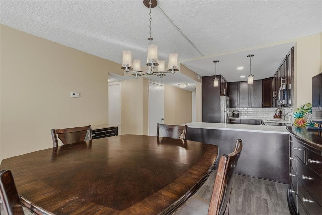 51 ISLAND WAY 311 photo 15