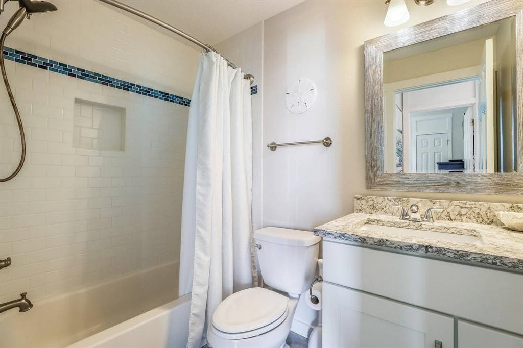 505 S BAY BOULEVARD photo 22