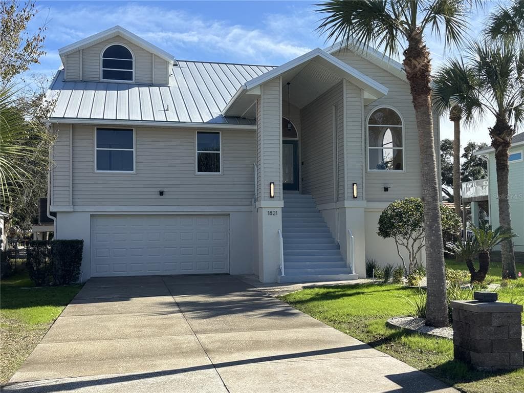 1821 NW 20TH AVENUE photo 1