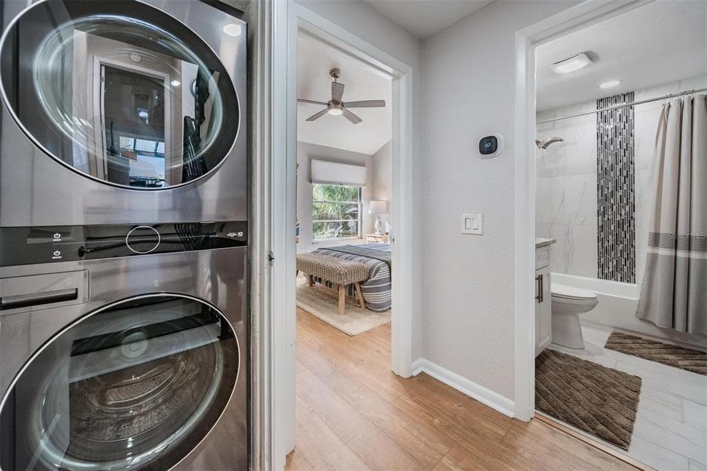 200 MERES BOULEVARD 16 photo 24