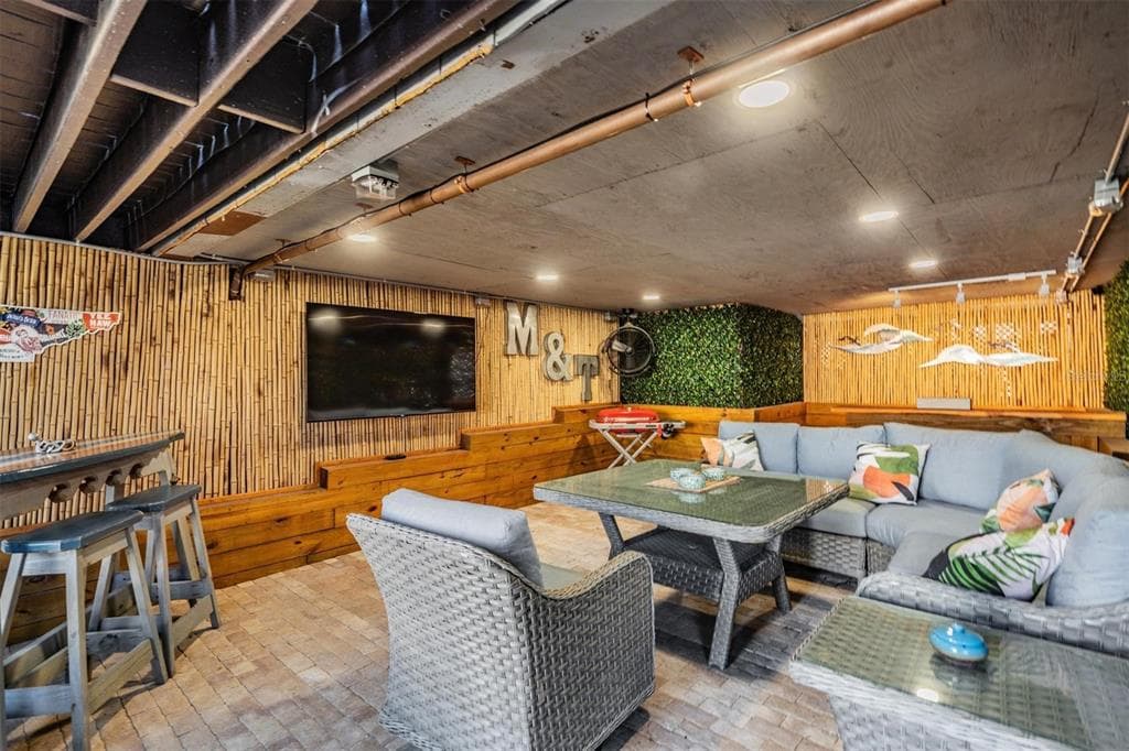 200 MERES BOULEVARD 16 photo 19