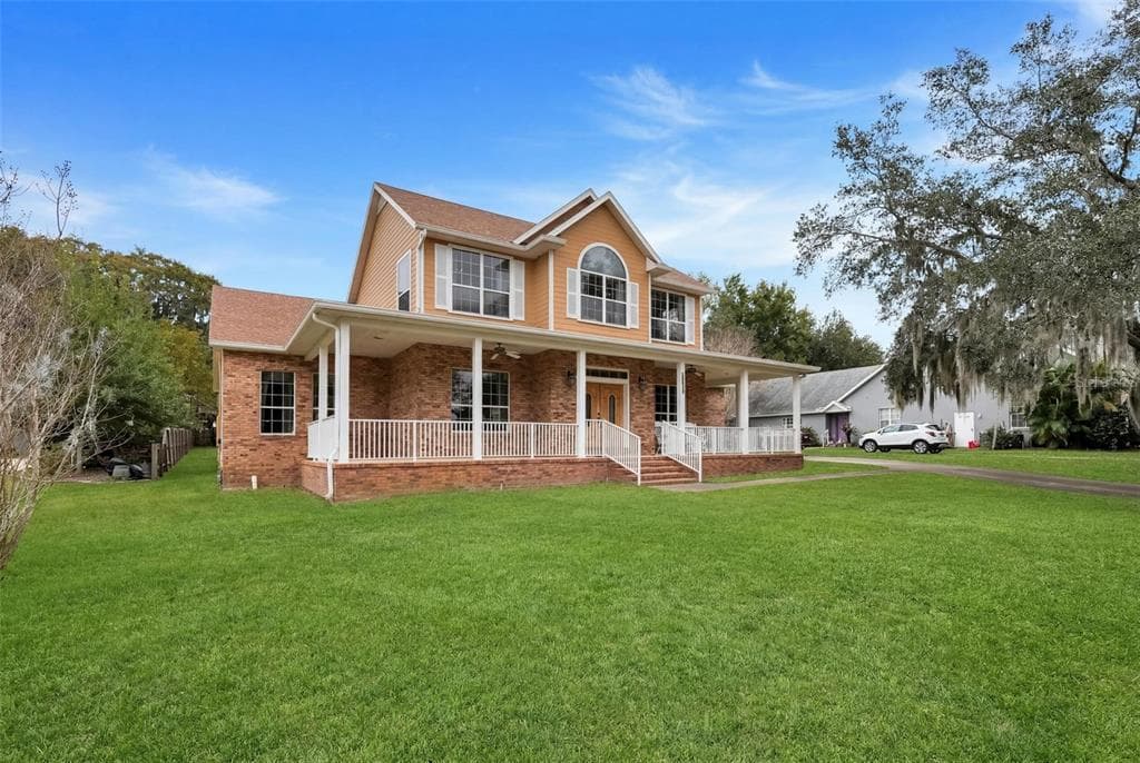 10336 LAKE LOUISA ROAD 3