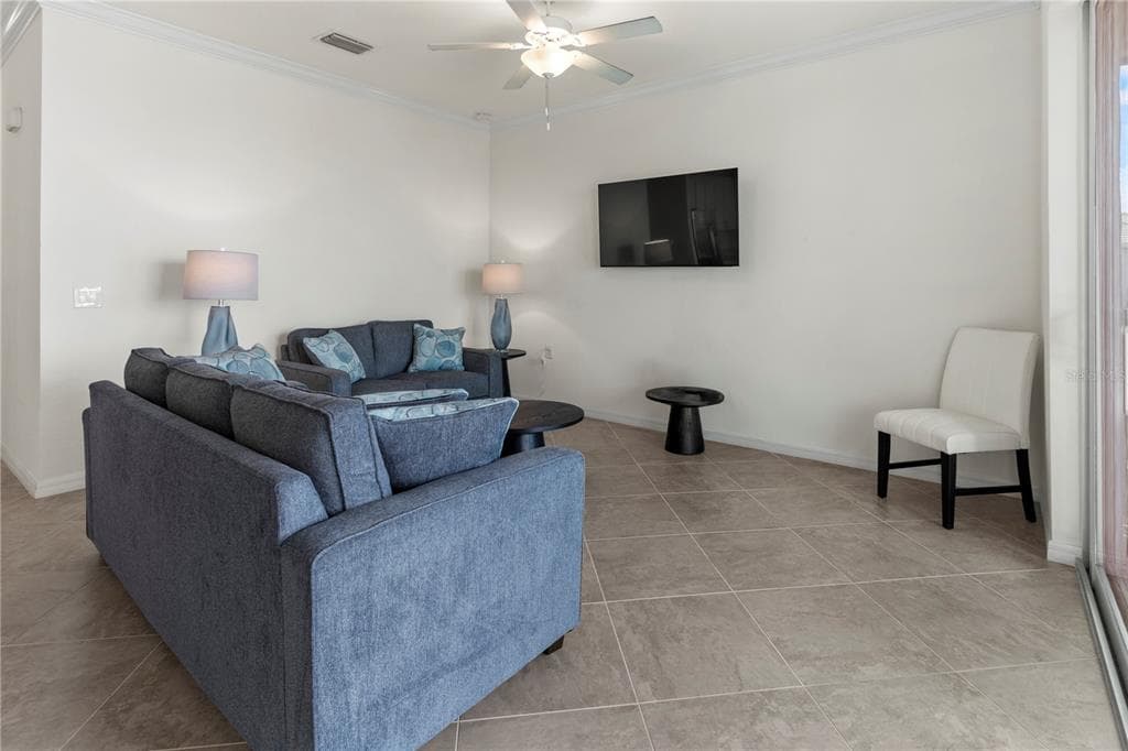 1030 TIDEWATER SHORES LOOP 401 photo 22