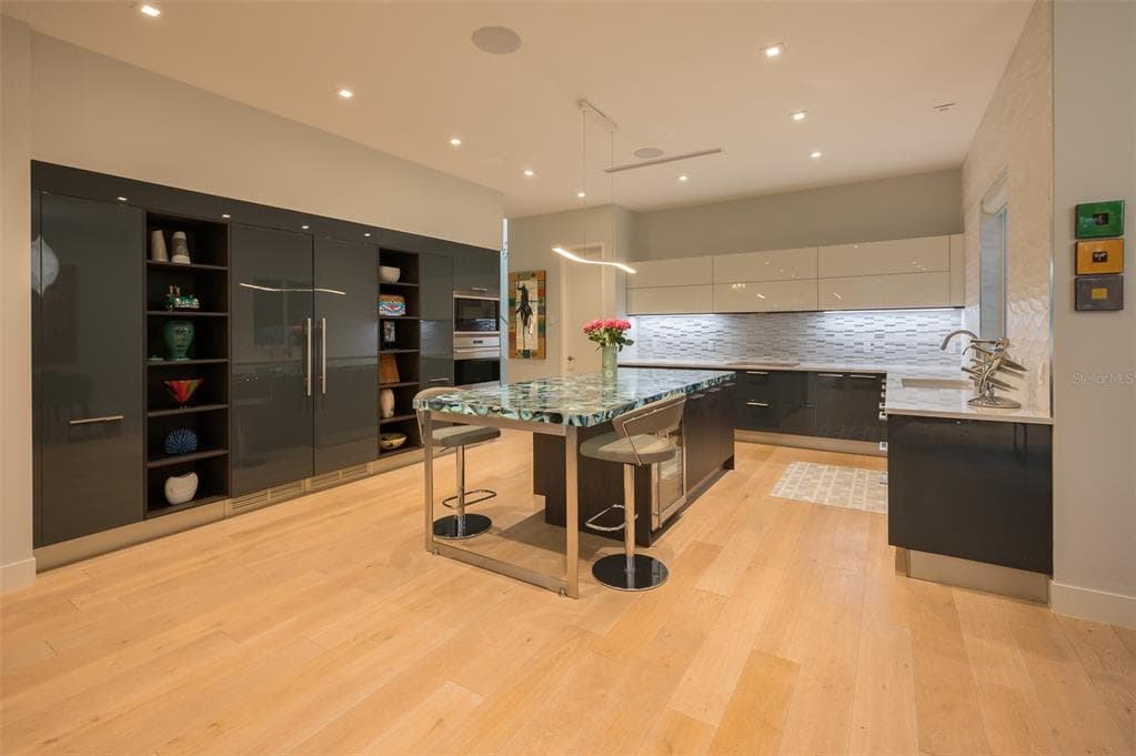 222 MORNINGSIDE DRIVE photo 11
