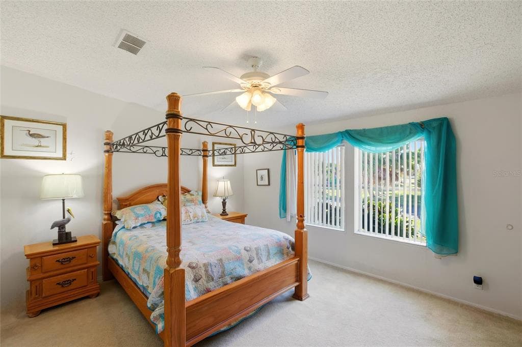 4190 PELICAN POINTE DRIVE photo 25