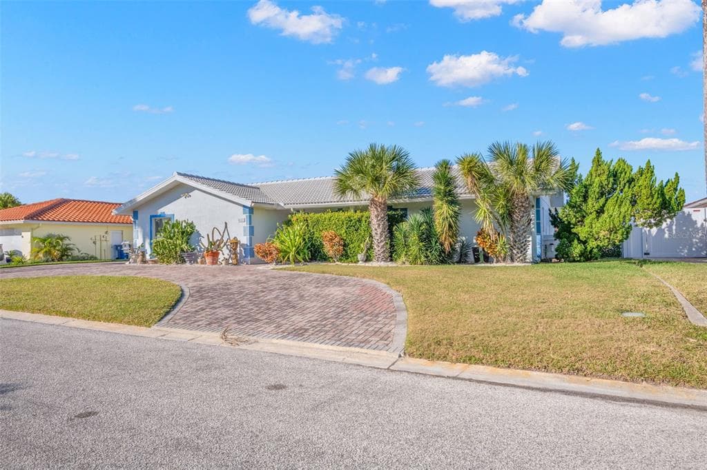 5451 WINDWARD WAY photo 2