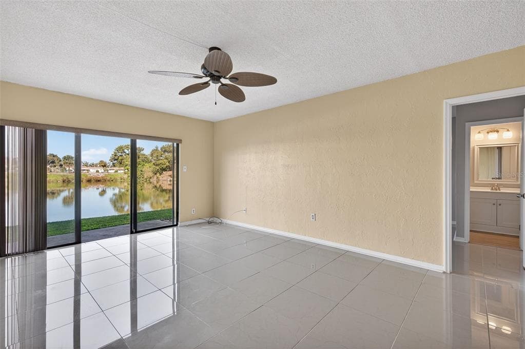 1749 S HIGHLAND AVENUE A5 photo 3