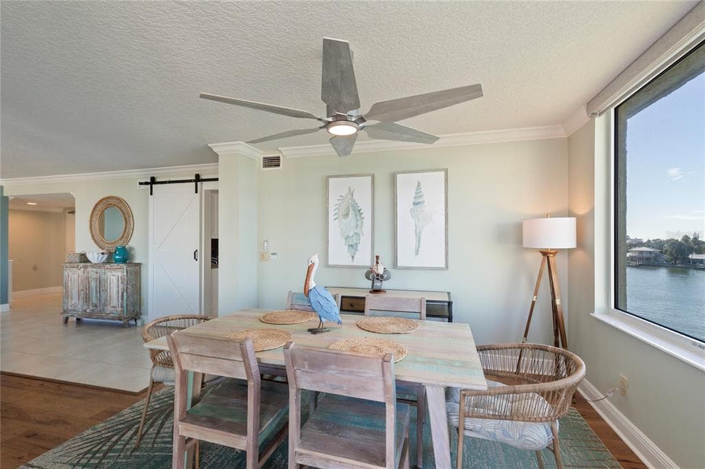 736 ISLAND WAY 406 photo 17