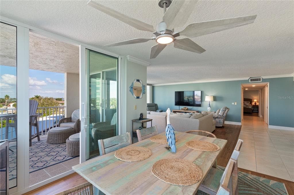 736 ISLAND WAY 406 photo 16