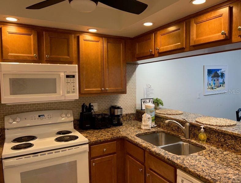5350 OCEAN BEACH BOULEVARD 210 photo 6