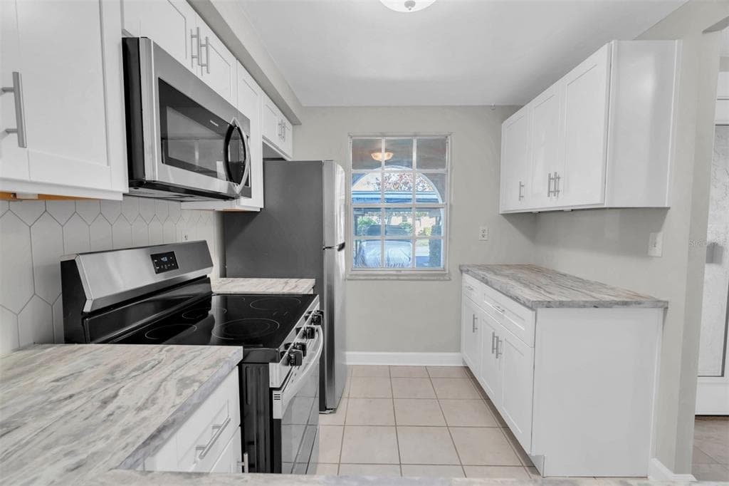 4343 SUMMERSUN DRIVE 4343 photo 6