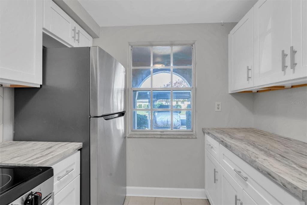 4343 SUMMERSUN DRIVE 4343 photo 5