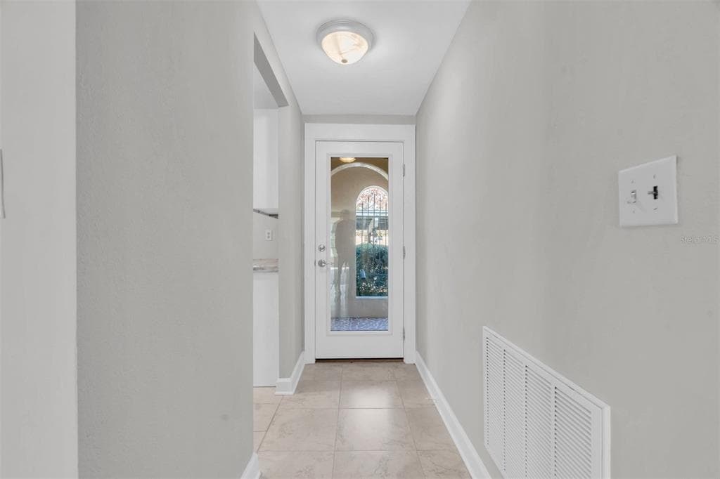 4343 SUMMERSUN DRIVE 4343 photo 4