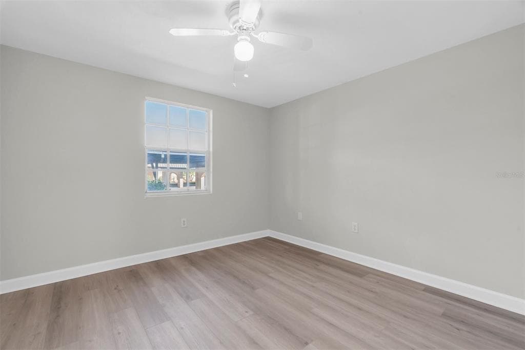 4343 SUMMERSUN DRIVE 4343 photo 25