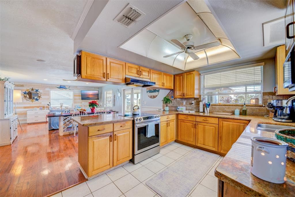 3358 MINNOW CREEK DRIVE photo 13