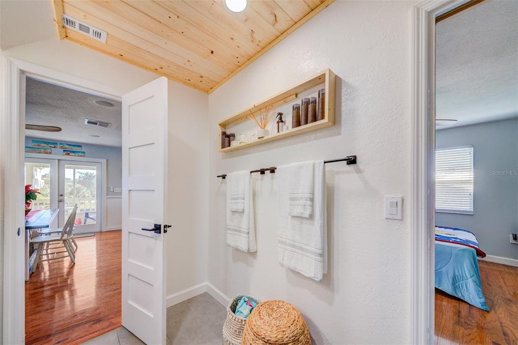3358 MINNOW CREEK DRIVE photo 21