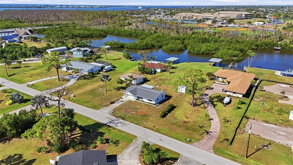2050 OYSTER CREEK DRIVE photo 2