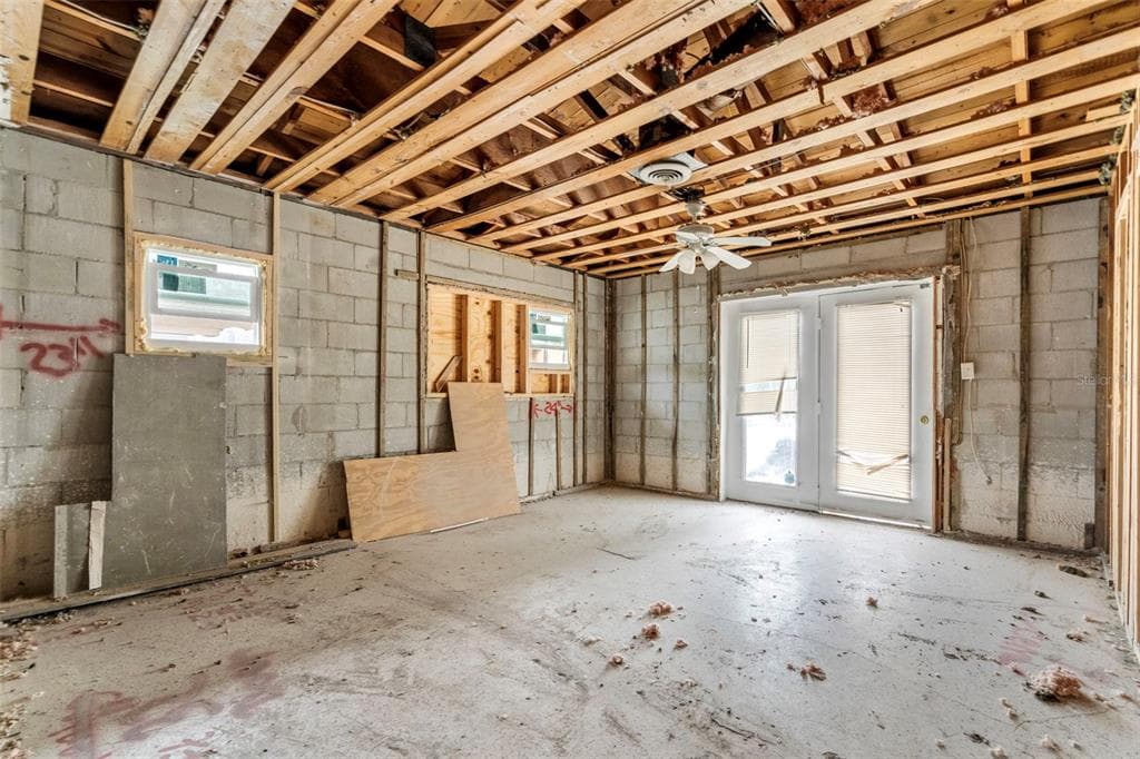 9570 SUN ISLE DRIVE NE photo 21