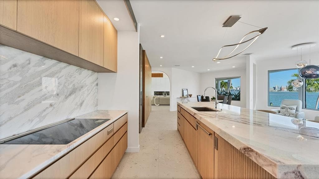259 ROBIN DRIVE photo 13
