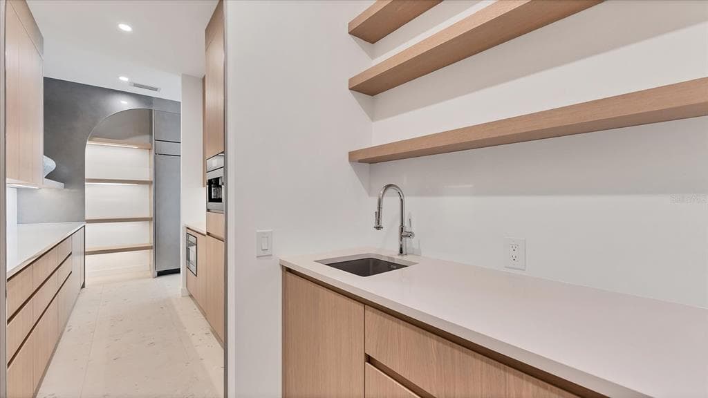 259 ROBIN DRIVE photo 14