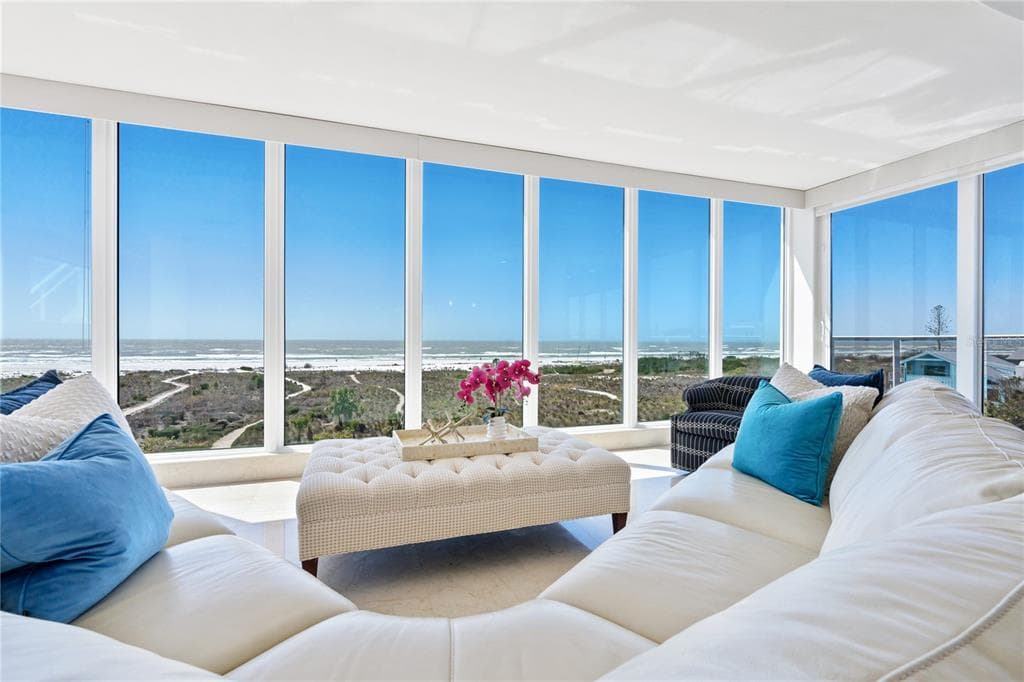 534 BEACH ROAD photo 7
