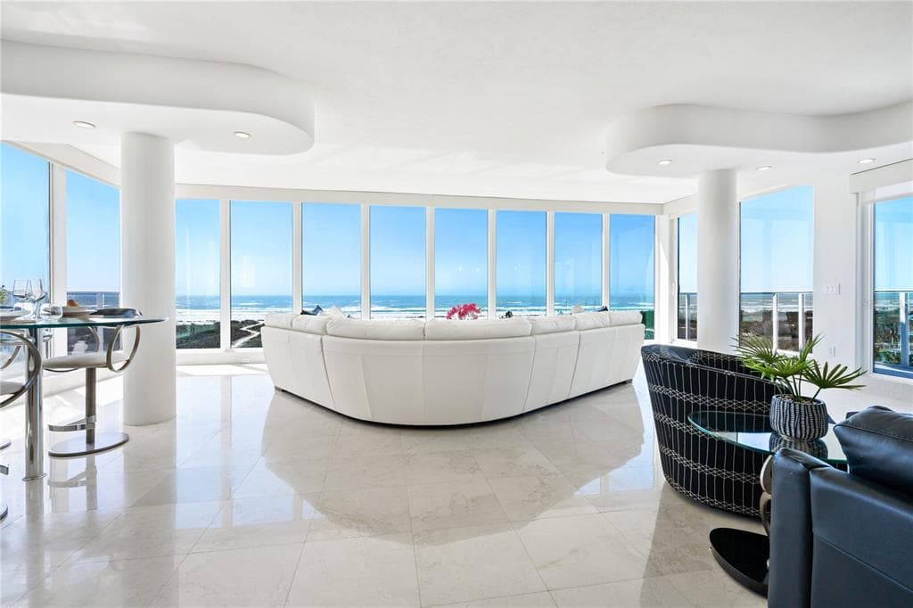 534 BEACH ROAD photo 8