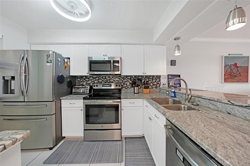 1701 BEACH ROAD 202 photo 7